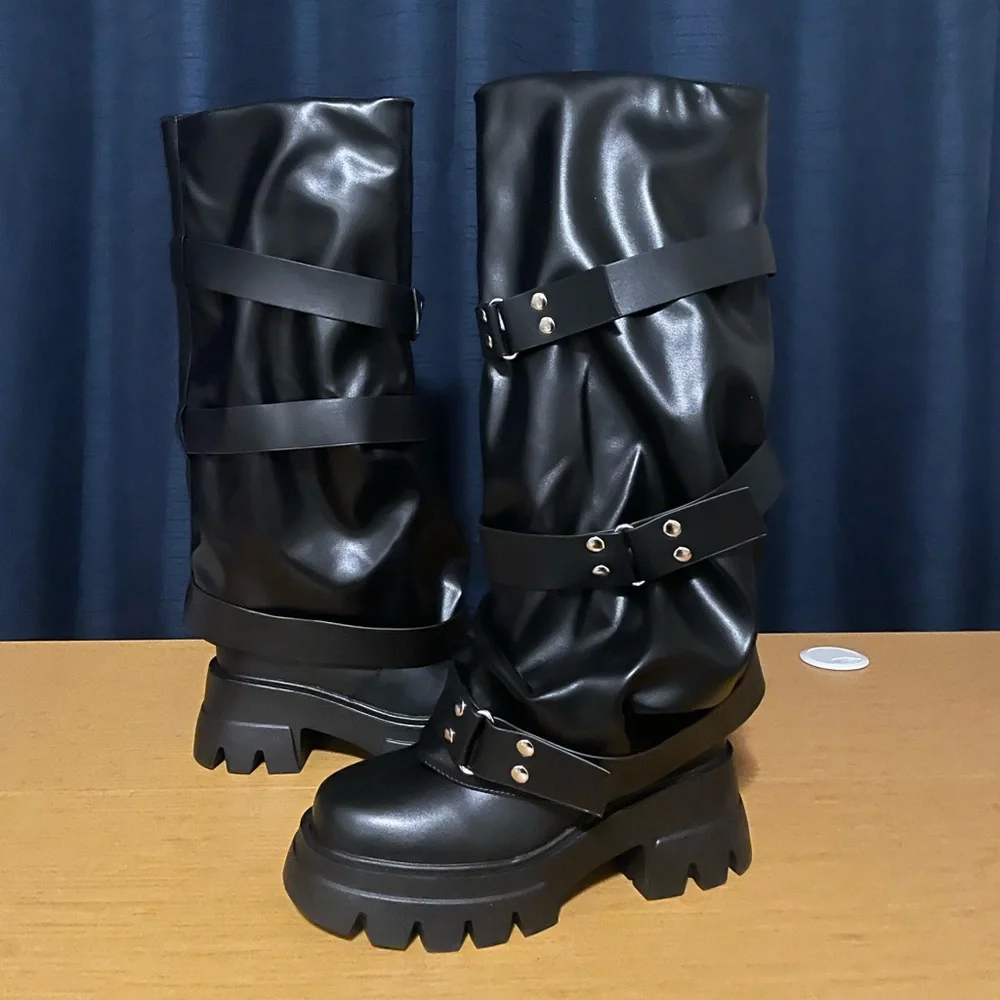 Azalea Wang Charna Black Flat Foldover Boot